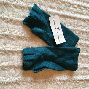 Chinese Laundry Winter gloves